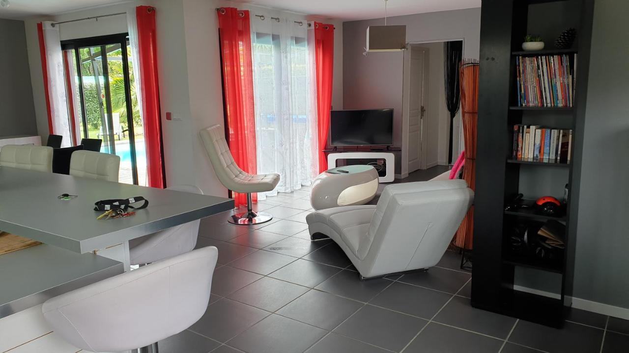 Villa Avec Piscine Chauffee Moliets-et-Maa Bagian luar foto